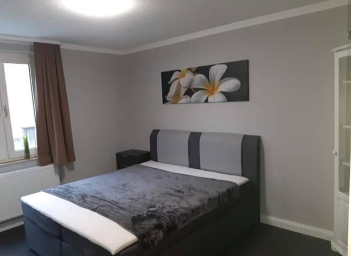 Gepflegte Schoene Ferienwohnung Mitten In Der Stadt Witten Exterior foto